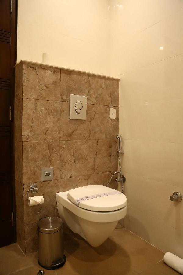 Hotel Imperia Suites Jalandhar Ngoại thất bức ảnh