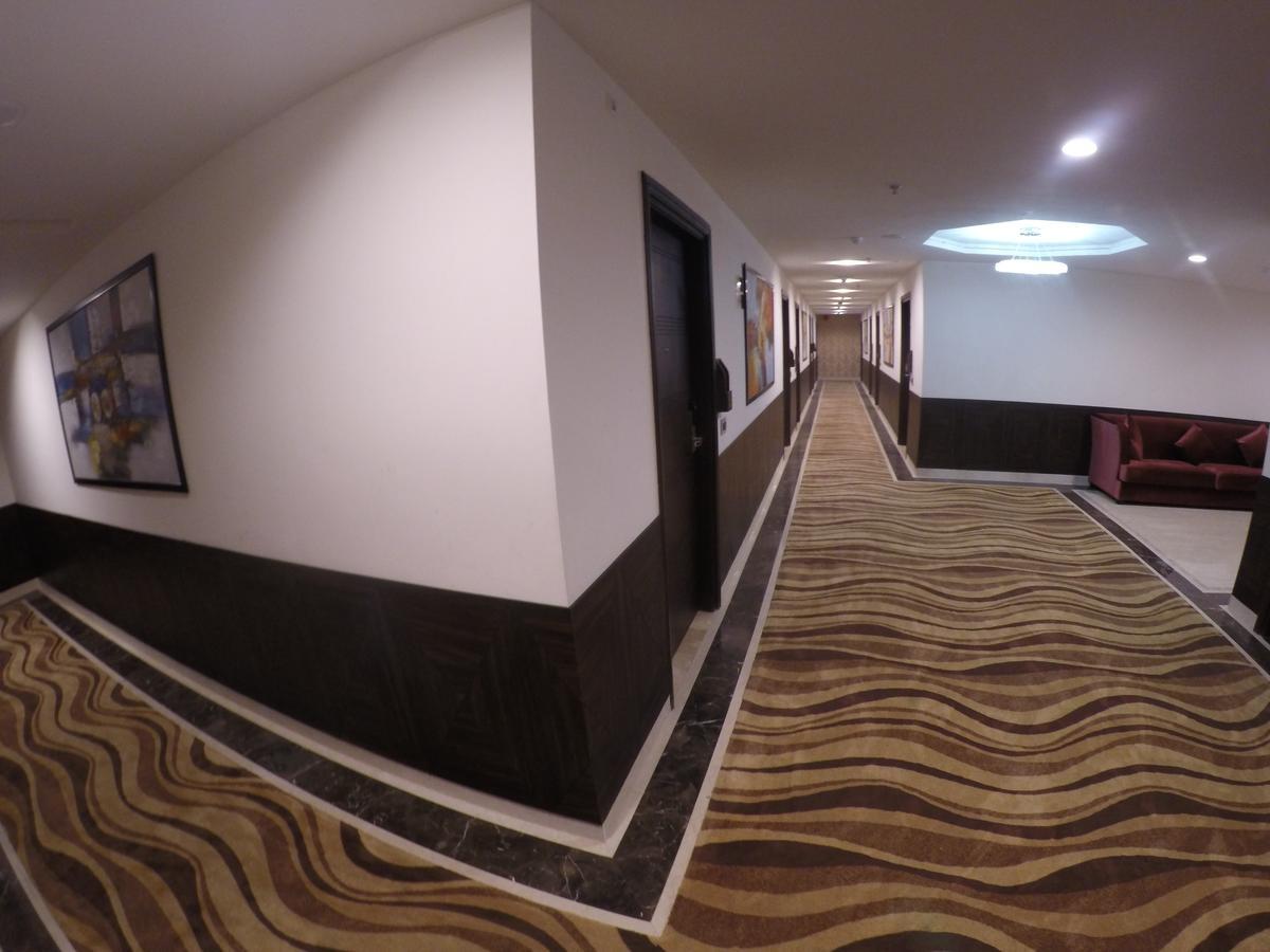 Hotel Imperia Suites Jalandhar Ngoại thất bức ảnh