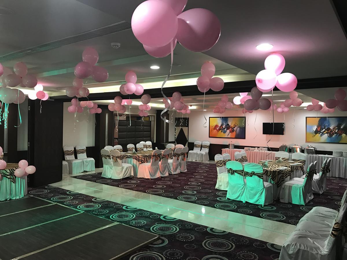 Hotel Imperia Suites Jalandhar Ngoại thất bức ảnh